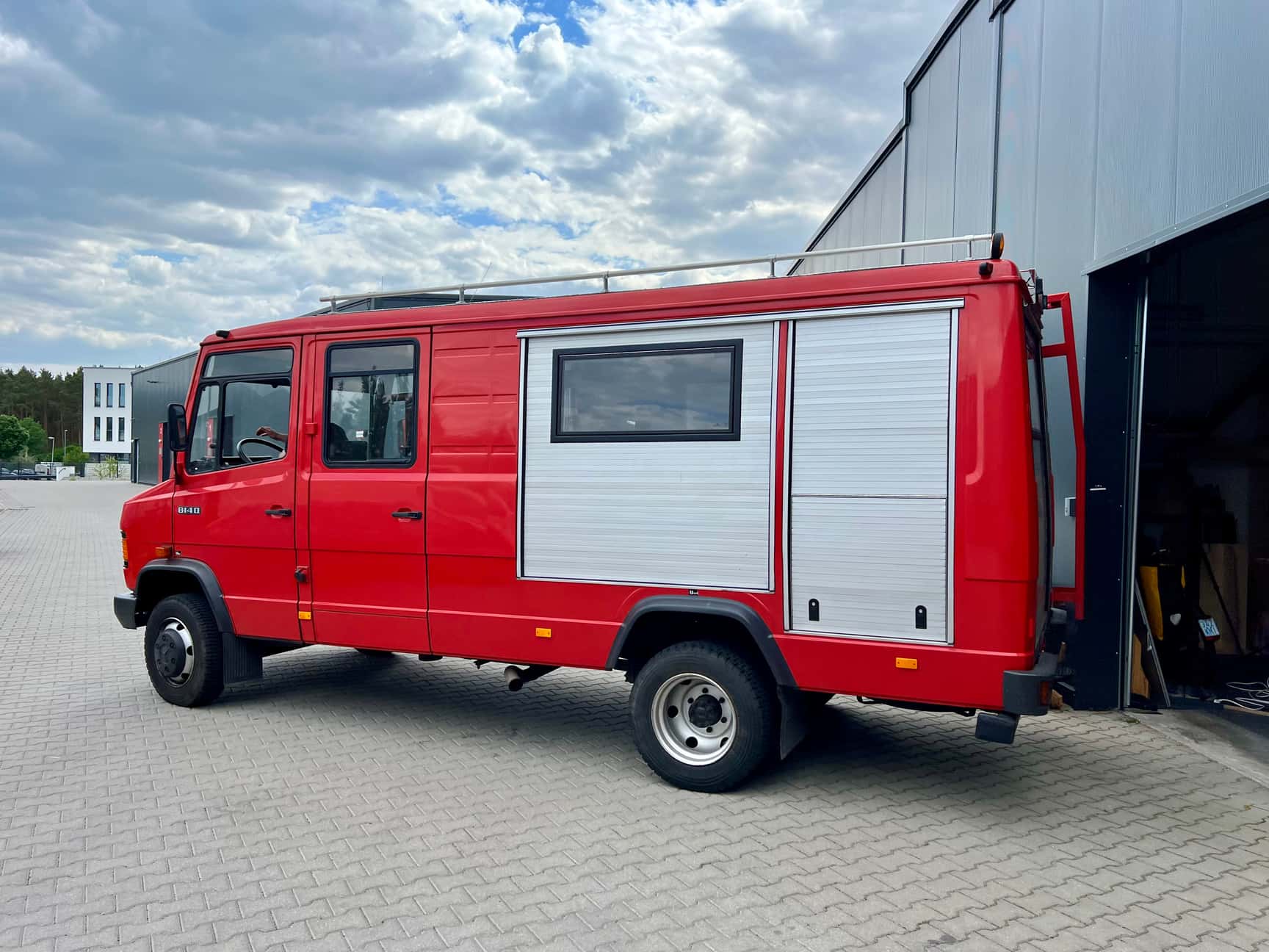 Camper Ausbau auf einer Mercedes T2 Feuerwehr