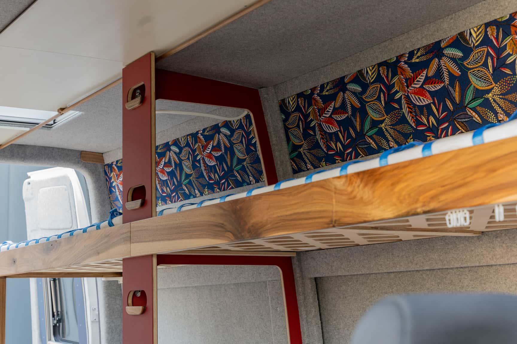 Stockbetten im Sprinter L3H2 Ausbau